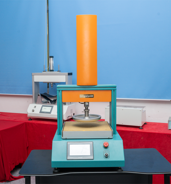 Sponge collapsible fatigue testing machine
