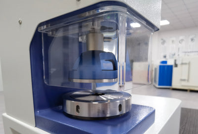 Cardboard bursting strength testing machine