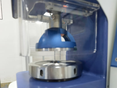 Cardboard bursting strength testing machine